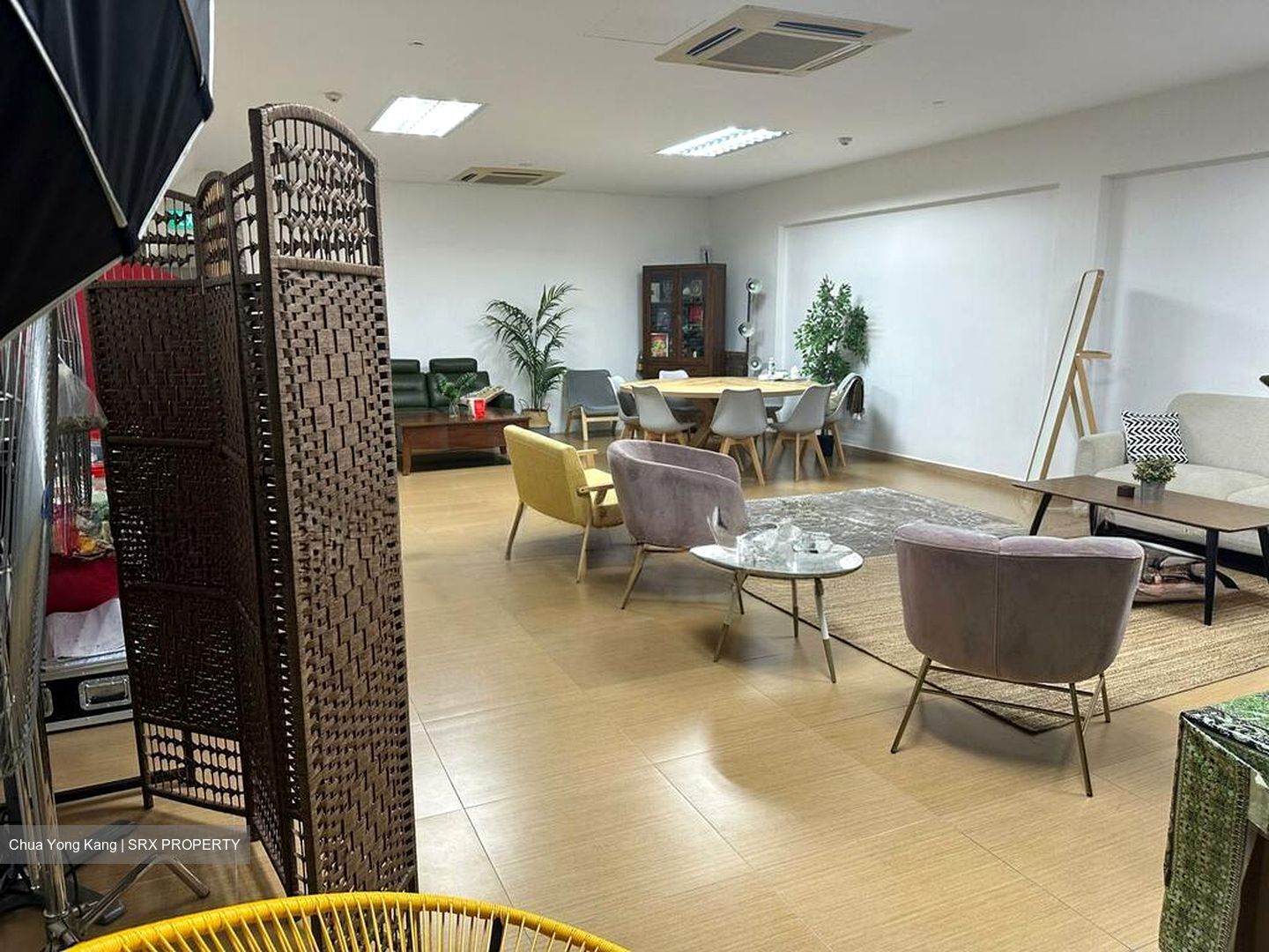 Fragrance Building (D14), Office #522171171